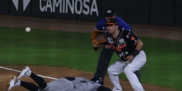 Rubén Ibarra vuelve a brillar y Naranjeros aseguran serie ante Jaguares