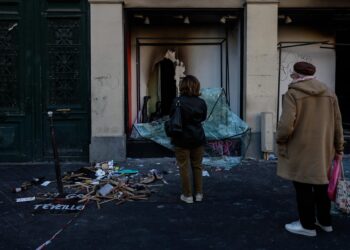 Embajada de México en Francia advierte riesgo de robos y saqueos durante nuevas protestas