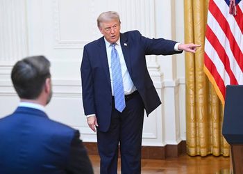 Trump acusa fraude en elecciones de Brasil