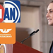 Sheinbaum tunde a Fox y Calderón y los tilda de "jóvenes promesas" de la oposición