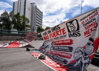 IMSS enfrentará megamarcha nacional el 30 de octubre