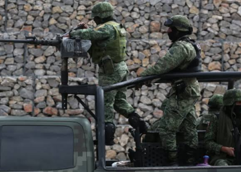 Sheinbaum exige a la Sedena abrir todos los archivos secretos de la Guerra Sucia