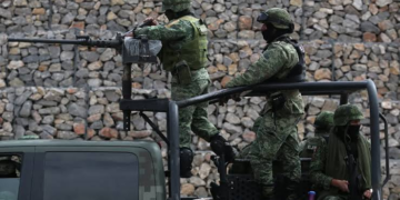 Sheinbaum exige a la Sedena abrir todos los archivos secretos de la Guerra Sucia