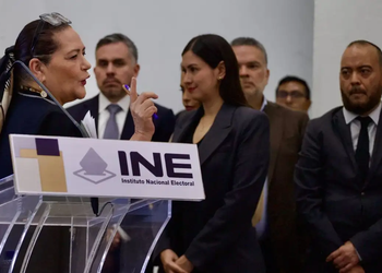 Asegura Taddei que continuará en el INE para “protegerlo”